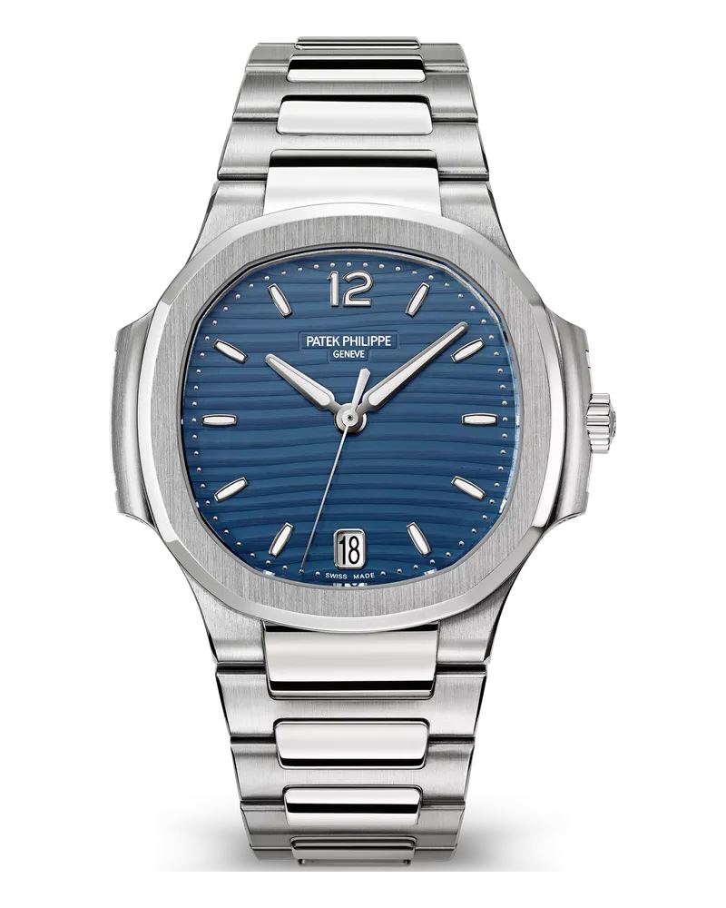 Patek Philippe Nautilus 7118 7118/1A-001 Stainless steel case and integrated bracelet with patented fold-over clasp and lockable adjustment system